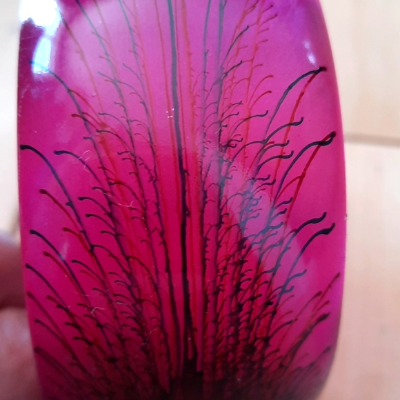 PINK PEACOCK BANGLE - Picture 3 of 5
